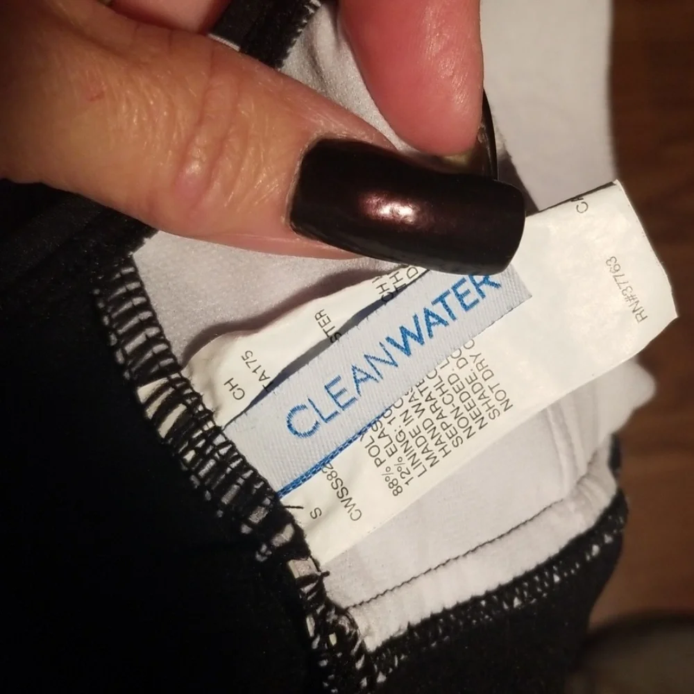 Clean water swimsuit‎ small